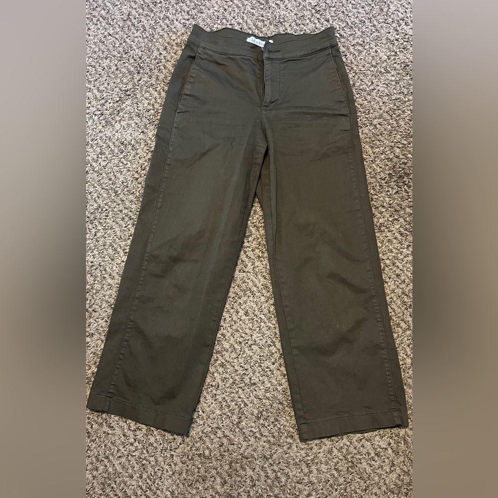 LILA RYAN Olive Cropped Flare Pants